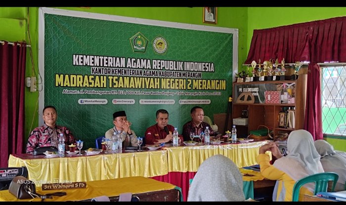 Kantor KEMENAG Kab. Merangin Gelar Pembinaan Disiplin ASN di MTsN 2 Merangin