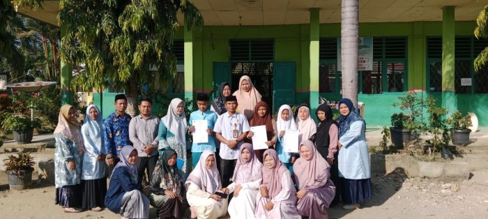 Pembagian Rapor Tengah Semester MTsN 2 Merangin Berjalan Tertib
