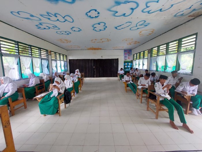 MTsN 2 Merangin Laksanakan STS Ganjil Tahun 2025