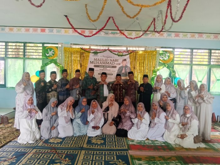 Teladani Akhlak Rasulullah, MTsN 2 Merangin Gelar Peringatan Maulid Nabi Muhammad SAW Teladani Akhlak Rasulullah, MTsN 2 Merangin Gelar Peringatan Maulid Nabi Muhammad SAW