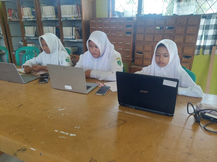 MTsN 2 Merangin Gelar Simulasi OMI 2025 Mata Pelajaran Matematika