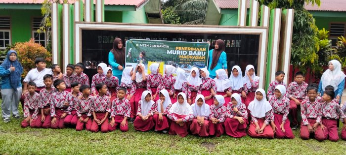 Sasar Sekolah Ketiga, Tim PMBM MTsN 2 Merangin Sosialisasi di SD Negeri 153/VI Rantau Panjang
