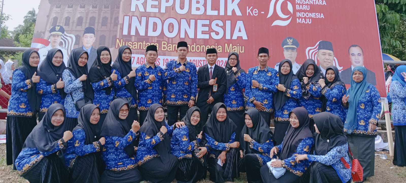 SEMANGAT KEMERDEKAAN DALAM UPACARA 17 AGUSTUS 2024 DI LAPANGAN SEMAYO KECAMATAM TABIR